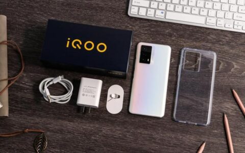 千元机哪一款最好2021（买千元机还是二手苹果）