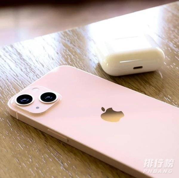 苹果13粉色和星光色哪个好看_颜色区别对比