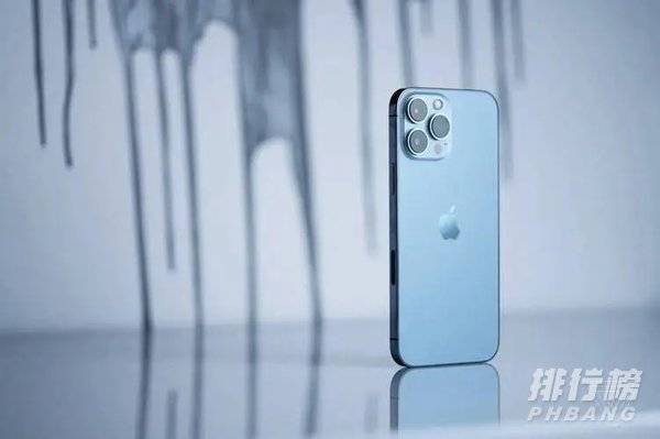 双十一是买iPhone12还是买iPhone13?哪款更值得入手