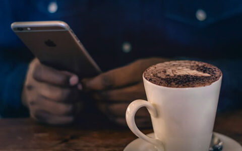 为什么网上申请流量卡成功后迟迟不发货？